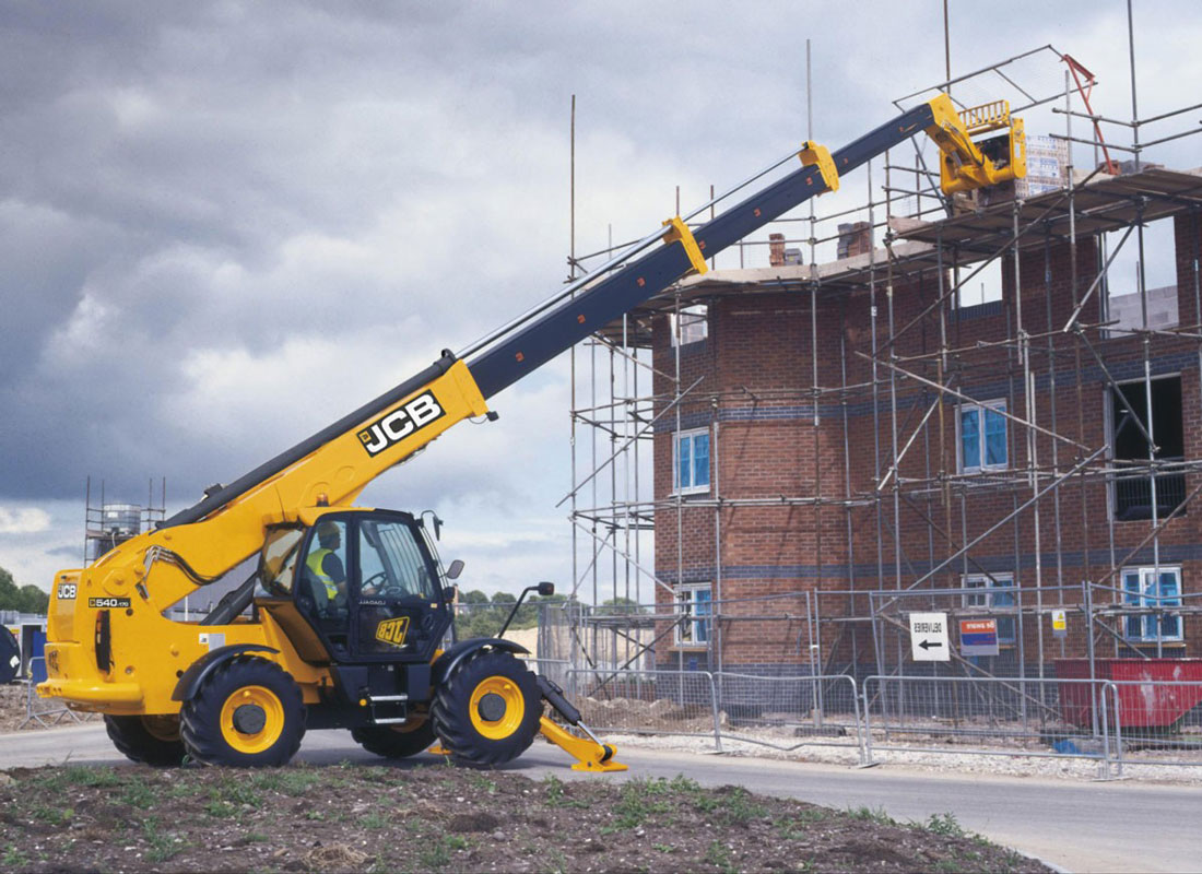 JCB Loadall 540 170 на строительной площадке