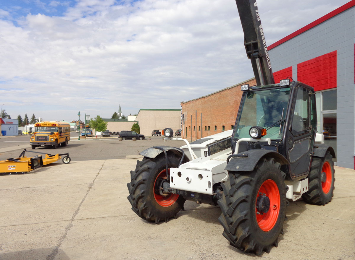 фронтальный телескопический погрузчик Bobcat