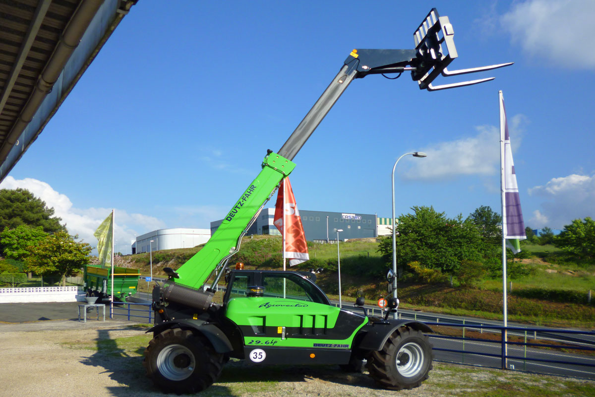 погрузчики deutz fahr agrovector с вилами