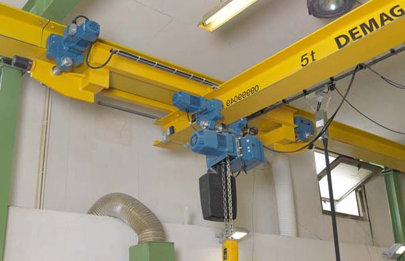 двутавровый подвесной однобалочный электрический кран demag