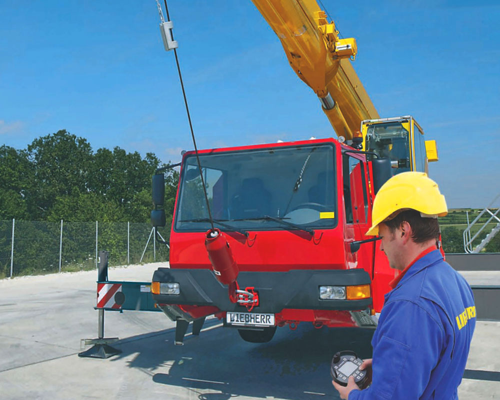 автокран Liebherr LTM 1040 с дистанционным управлением