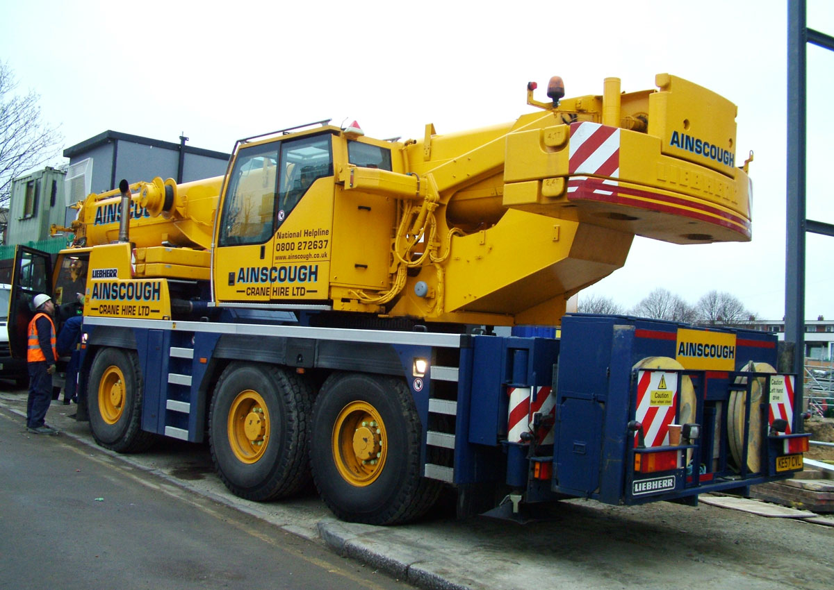 автокран Liebherr 1055 LTM