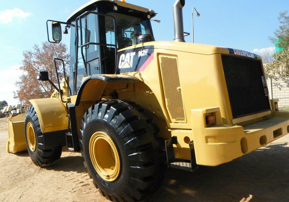 одноковшовый погрузчик CAT 962H