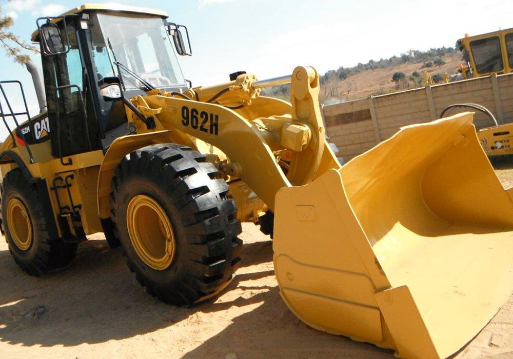 фронтальный погрузчик CAT 962H