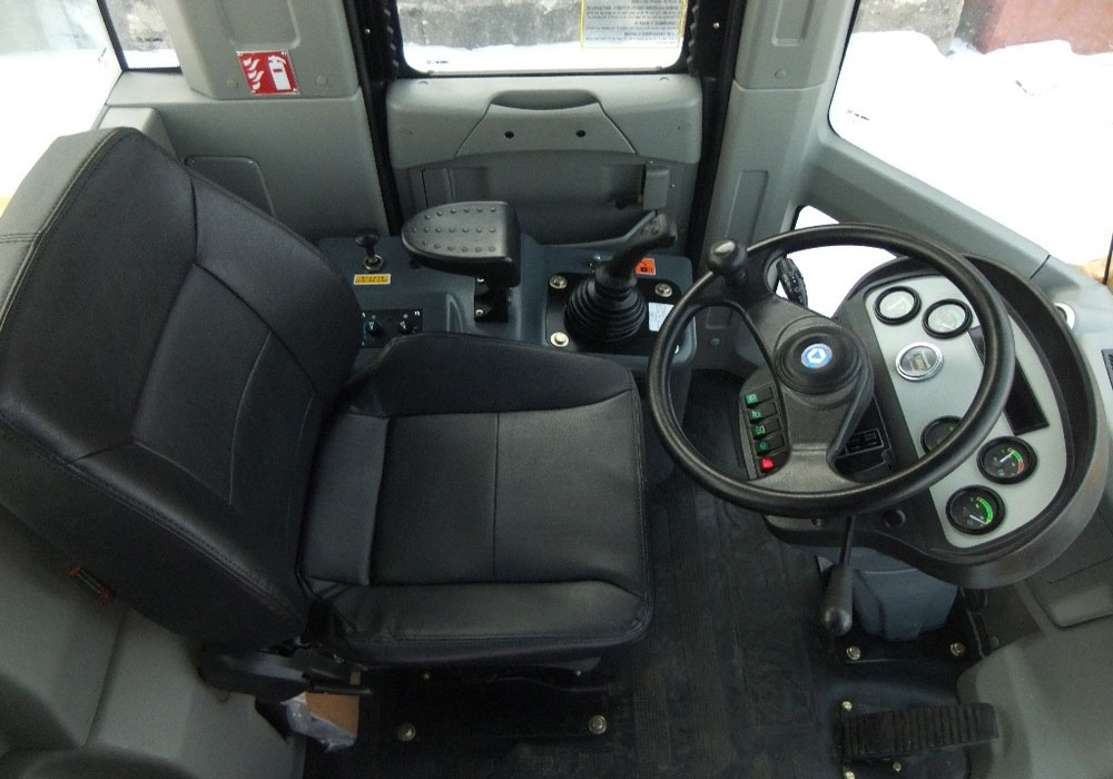 кабина водителя погрузчика XCMG ZL30g