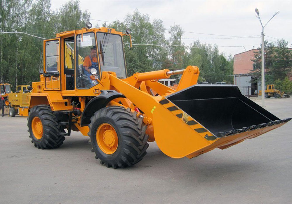 автопогрузчик фронтальный Амкодор