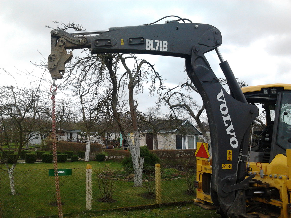 гусек-кран на Volvo BL71B