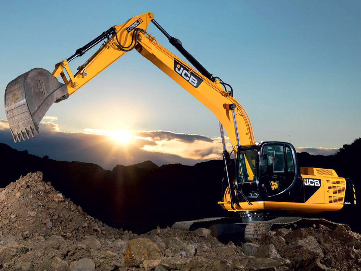 полноповоротный гусеничный экскаватор JCB JS220SC