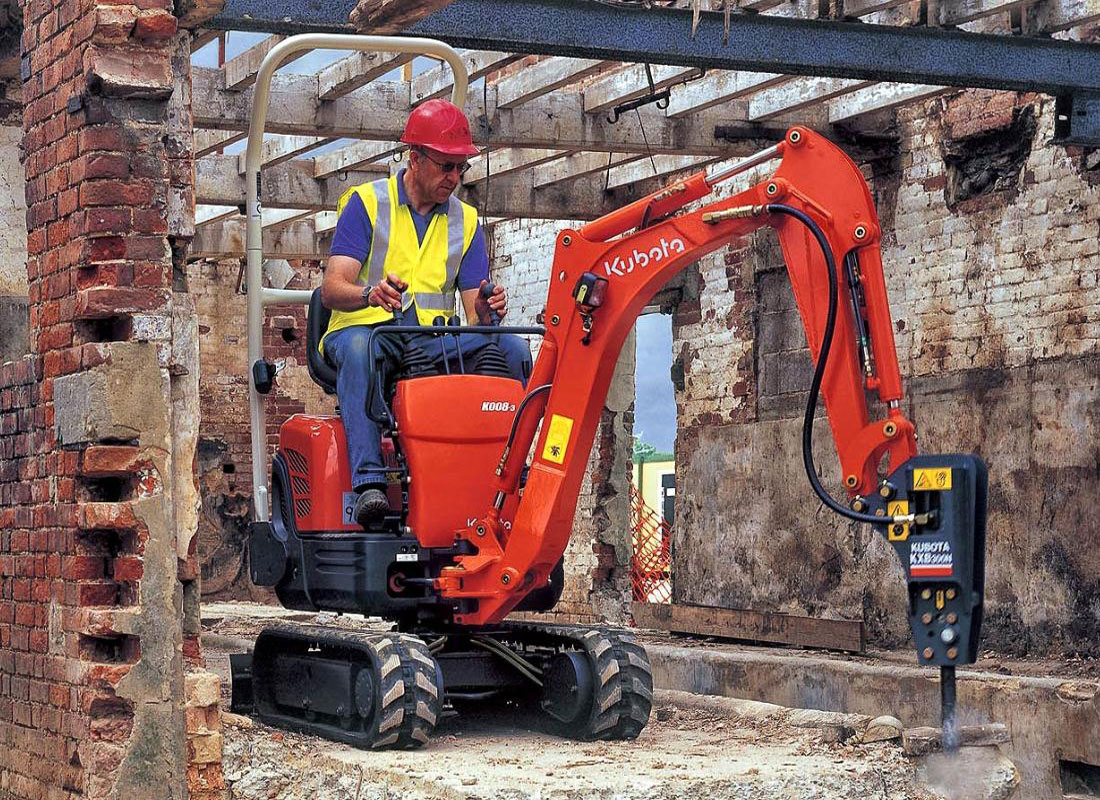 гусеничный мини экскаватор Kubota K008-3