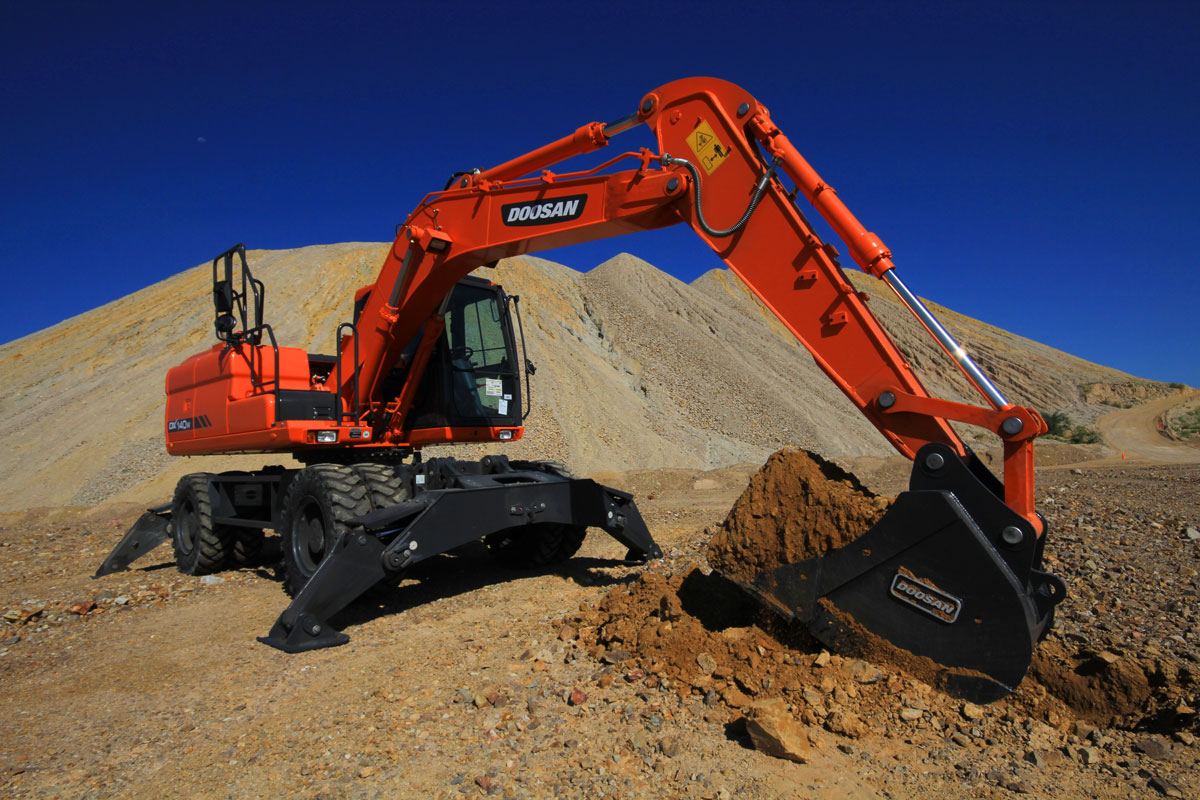 Doosan DX140LC