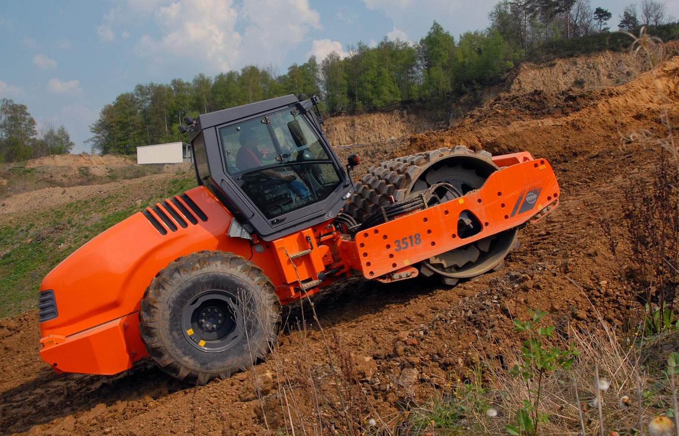 каток Hamm 3518